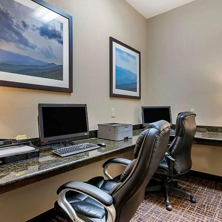 Comfort Inn & Suites Blue Ridge Exteriör bild